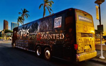 世界初の車両型お化け屋敷「オバケバス」 移動式ホラーアトラクションの制作事例　海外ハワイお化け屋敷,ホラーアトラクション,ゴーストバス、車型お化け屋敷、ZAUNTED、HORROR　BUS,HAUNTEDHOUSE,